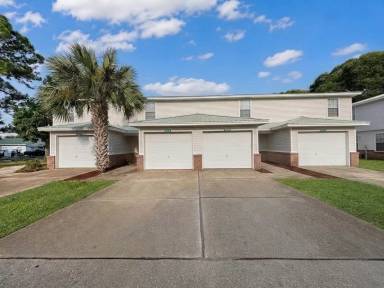 Main picture of 104 Church Ave