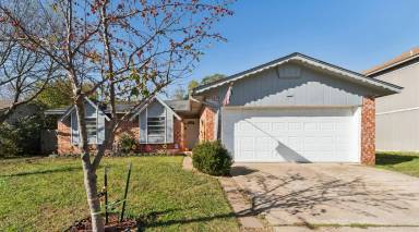 Main picture of 330 S 164th East Pl