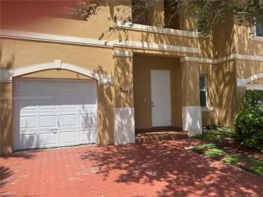 Main picture of 13485 NW 9th Ct