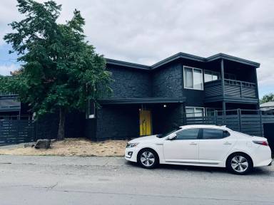Main picture of 8401 Rainier Pl S