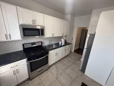 Main picture of 115 Fairview Ave