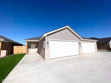 Main picture of 5522 Itasca St