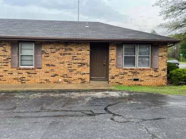 Main picture of 1009 S Kansas Ave