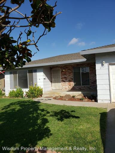 Main picture of 2161 Falcon Ct