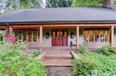 Main picture of 7280 SW Hunt Club Dr
