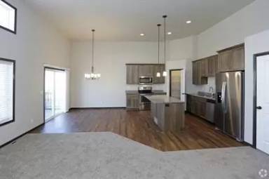 Main picture of Shadow Creek Luxury Townhomes