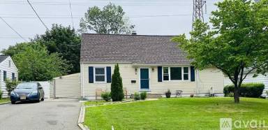 Main picture of 5 Longfield Rd