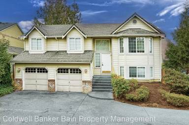 Main picture of 6903 78th Dr NE