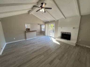 Main picture of 1512 N Blue Mills Rd