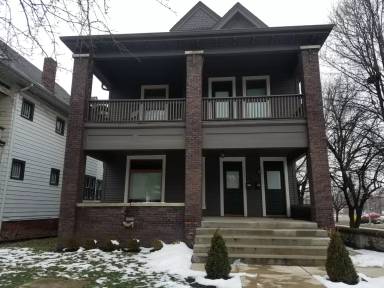 Main picture of 992 Woodruff Place East Dr