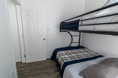 Main picture of Bed in Furnished Triple Room in SoMa
