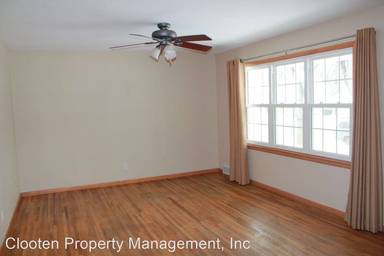 Main picture of 222 W Avenue D