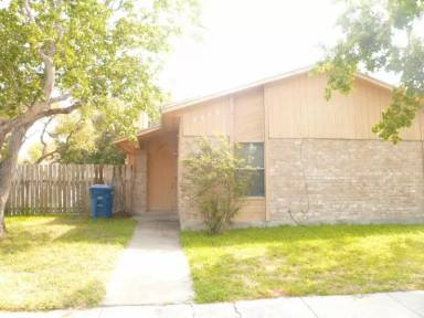 Main picture of 2942 River Bend Ct