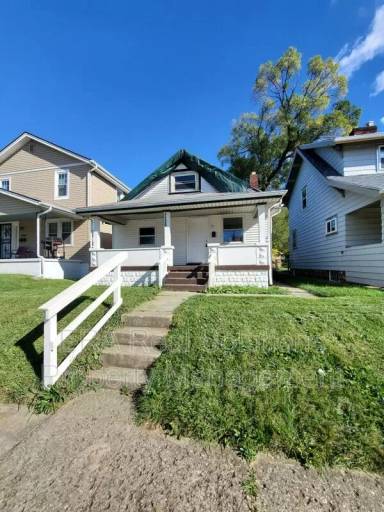 Main picture of 1130 Lexington Ave