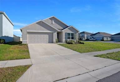 Main picture of 4931 SW 88th Pl