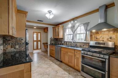 Main picture of 3725 El Campo Ave