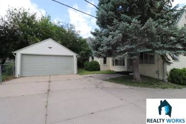 Main picture of 3429 N St