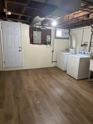 Main picture of 1045 Upnor Rd