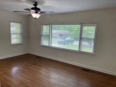 Main picture of 738 Mauldeth Rd