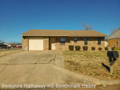 Main picture of 1201 Dove Hollow Ln