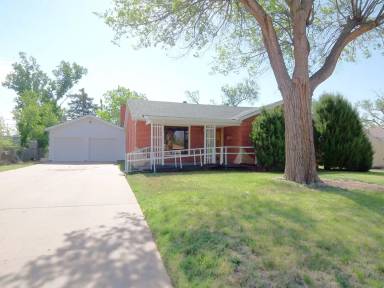 Main picture of 1303 S Beverly Dr