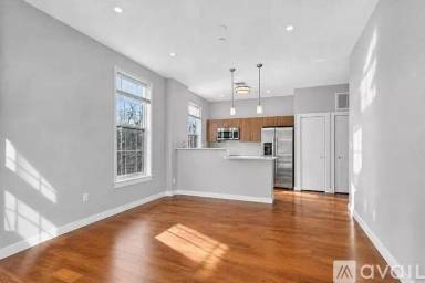 Main picture of 2253 W Wayland Rd