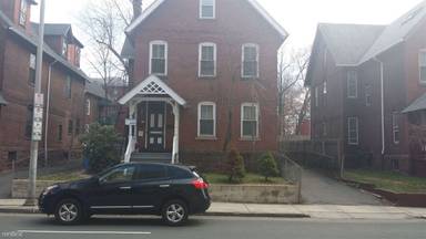 Main picture of 433 Capitol Ave