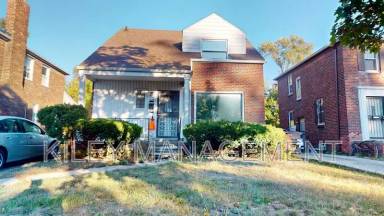 Main picture of 16894 Hubbell St