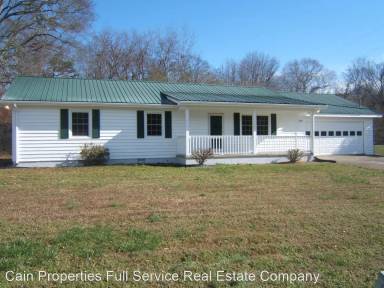 Main picture of 5686 Holiday Cir