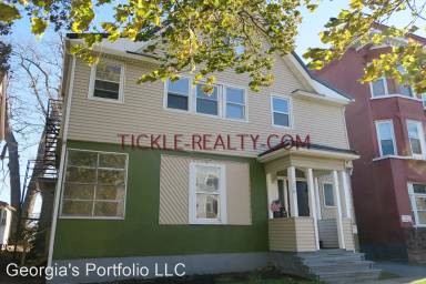 Main picture of 178 Alexander St