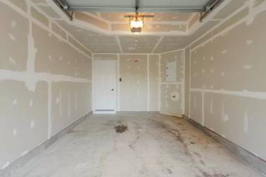 Main picture of 13650 Endeavour Dr