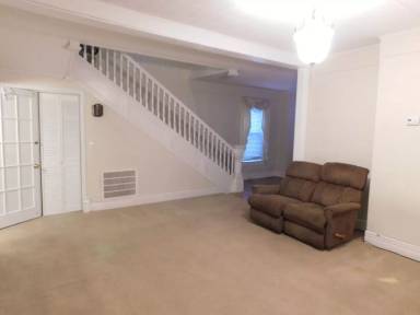 Main picture of 509 N Road St