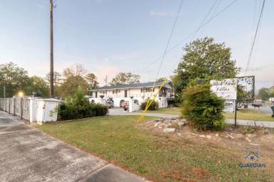 Main picture of 321 Nancy Carrol Ave