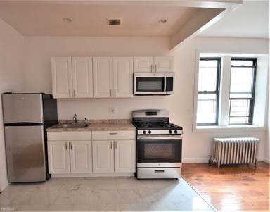 Main picture of 1075 Nelson Ave