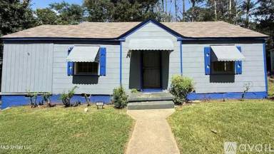 Main picture of 3158 Alameda Dr