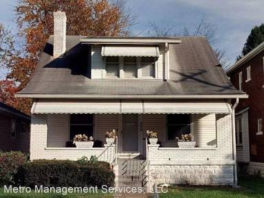 Main picture of 809 Cecil Ave