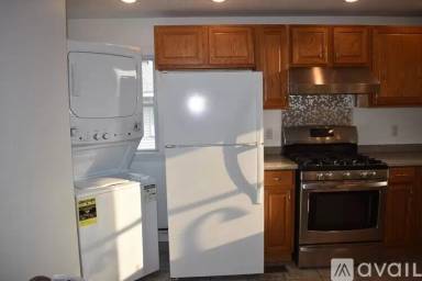 Main picture of 68 Weybosset St