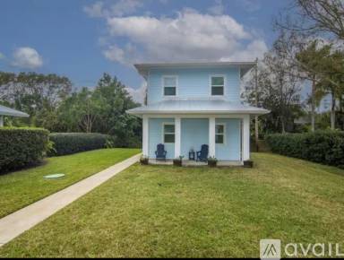 Main picture of 495 33rd Ave