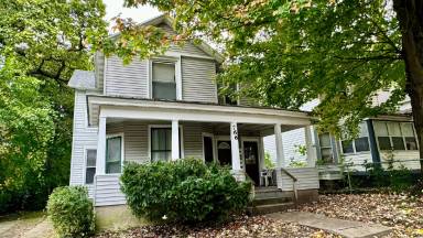 Main picture of 766 Clancy Ave NE