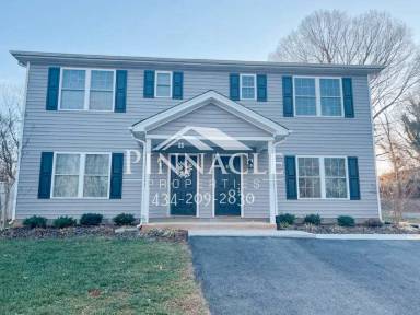 Main picture of 2313B Acorn St