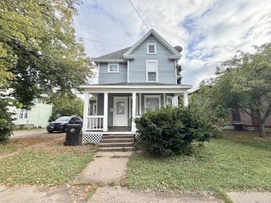 Main picture of 616 Portland Ave