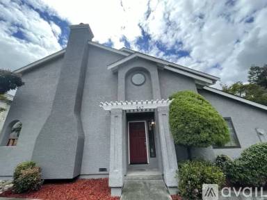 Main picture of 567 W Rincon Ave
