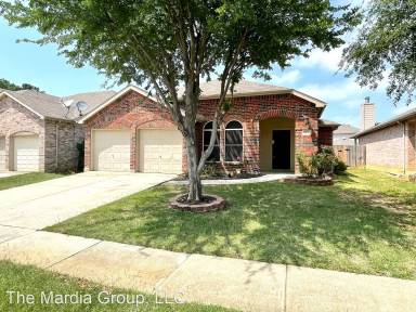 Main picture of 913 Swift Dr