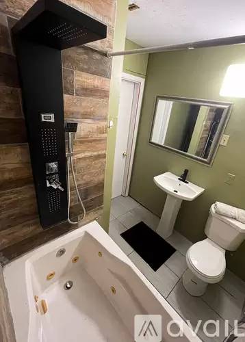 Main picture of 2215 13th St W