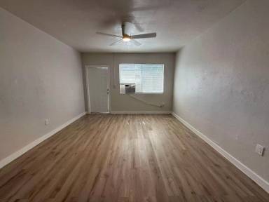 Main picture of 301 Sharar Ave