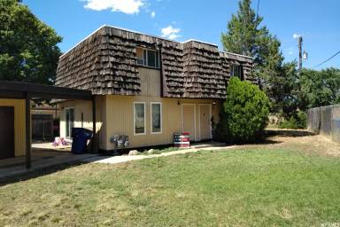 Main picture of 804-32 15th St