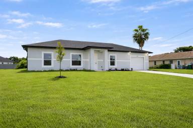Main picture of 2615 NE 20th Ct