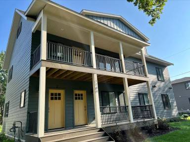 Main picture of 1709 Rollins Ave SE