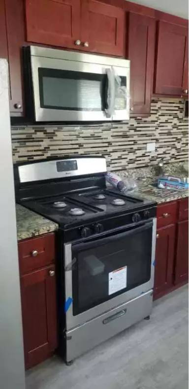 Main picture of 2737 Oxford Dr