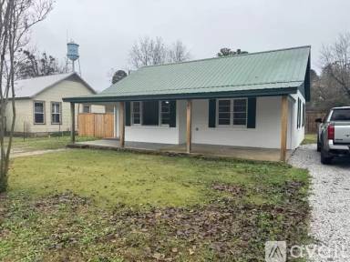 Main picture of 610 Ripley Ave